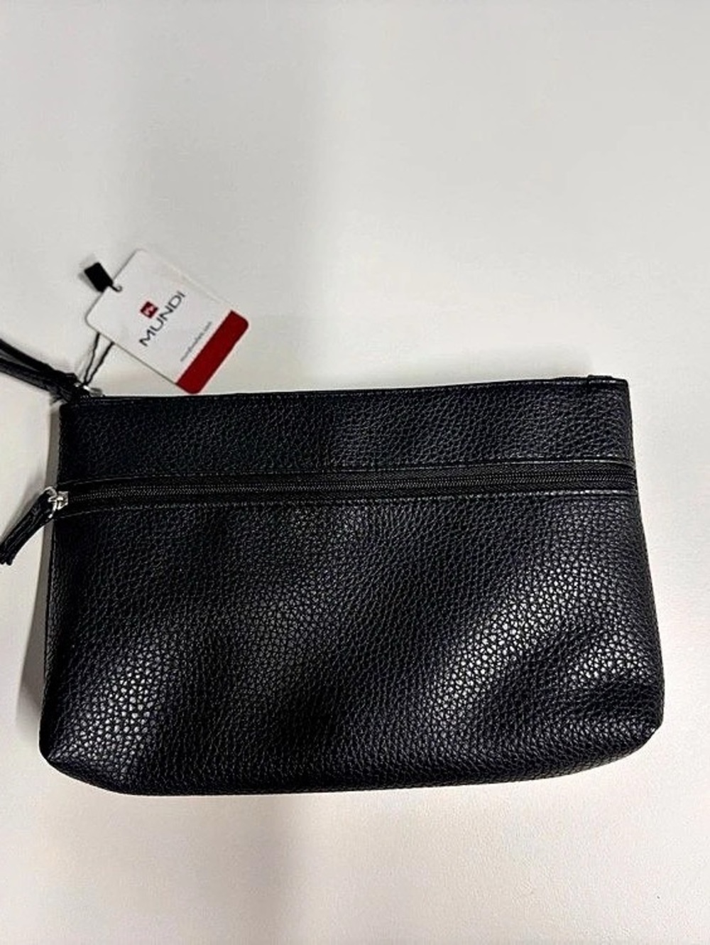 Mundi My Personal Purifier UVC Sanitizer Wristlet Black